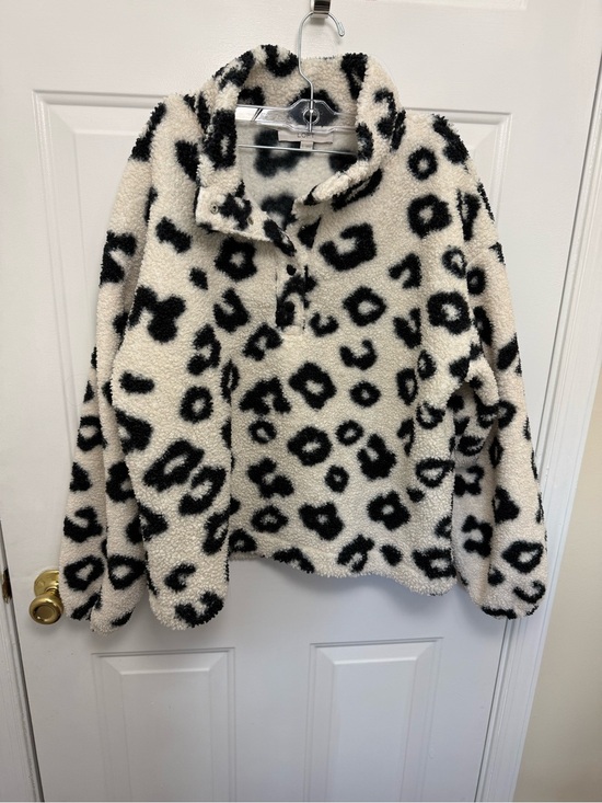 LOFT Jackets & Blazers - Loft Cow Print Fuzzy Teddy Bear Fleece Pullover Size Large Cozy Comfy